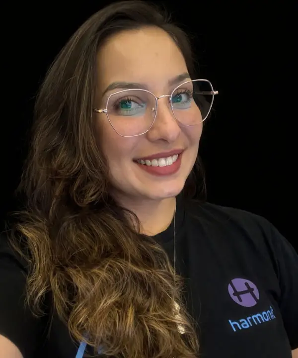 Ana Laura, Gestora Comercial da Harmonit